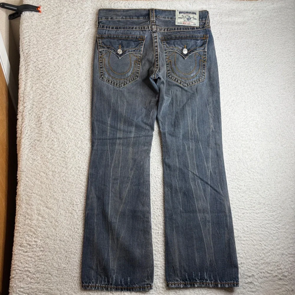 True Religion Mens Boot Cut Distressed Blue Jeans Size 34 (36x32) button flap